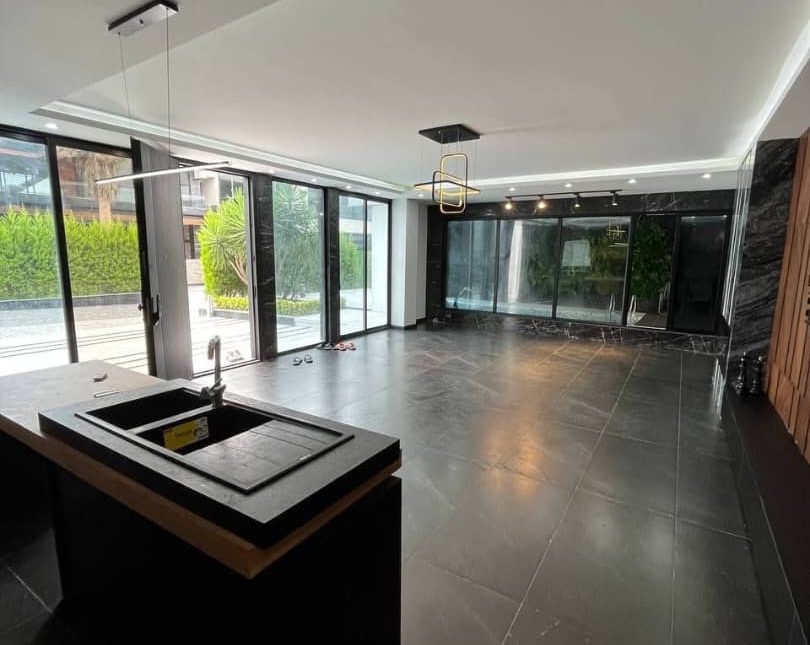 خرید ویلا مدرن بی نظیر لوکیشن جنگلی و ساحلی مدارک کامل | ۴۰۰ متر