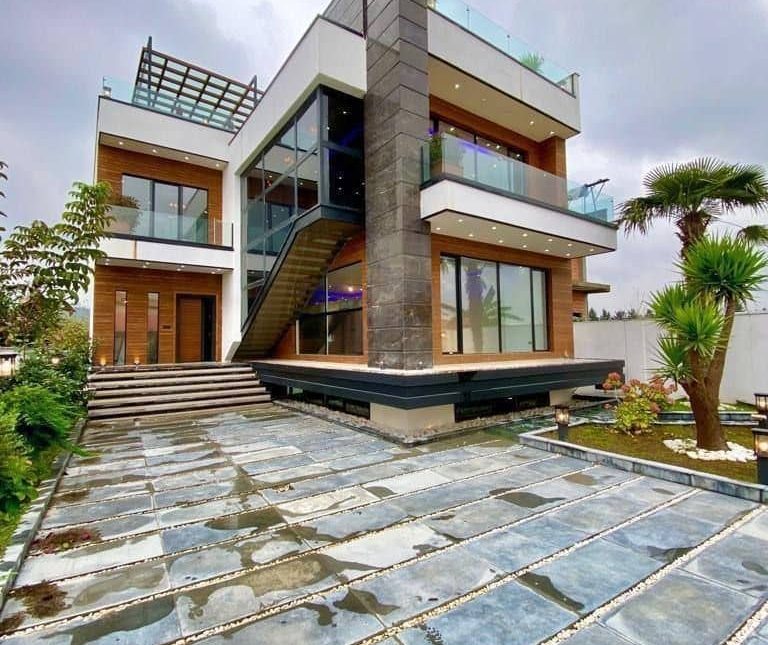 خرید ویلا مدرن استخر دار داخلی لوکیشن تاپ | ۵۶۰ متر