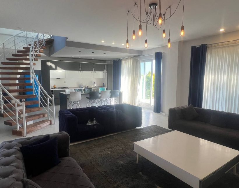 خرید ویلا دوبلکس فول فرنیش نوساز نور | 330 متر