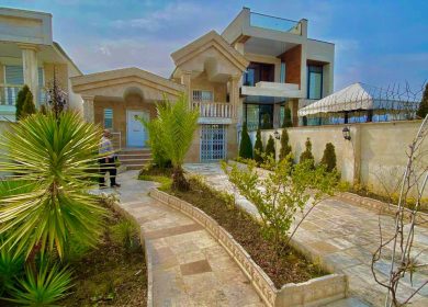 خرید ویلا نما سنگ ۲۵۰ متر زمین | ۲۵۰ متر