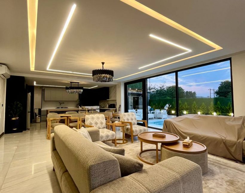 خرید ویلا لوکس شهرک هکتاری مدرن معماری برتر منطقه جنگلی کیابسر | ۷۵۰ متر