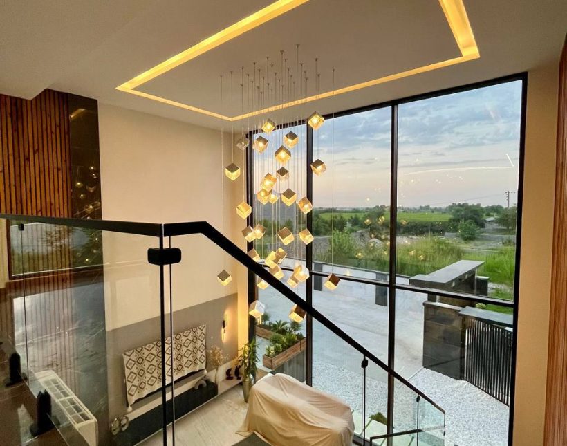 خرید ویلا لوکس شهرک هکتاری مدرن معماری برتر منطقه جنگلی کیابسر | ۷۵۰ متر