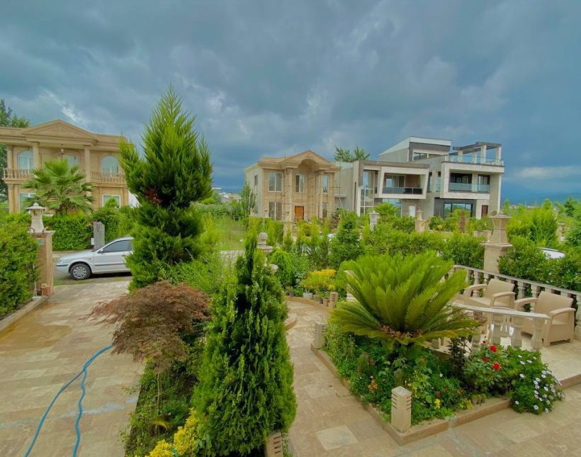 خرید ویلا نما سنگ ۳۳۰ متر زمین | ۳۳۰ متر