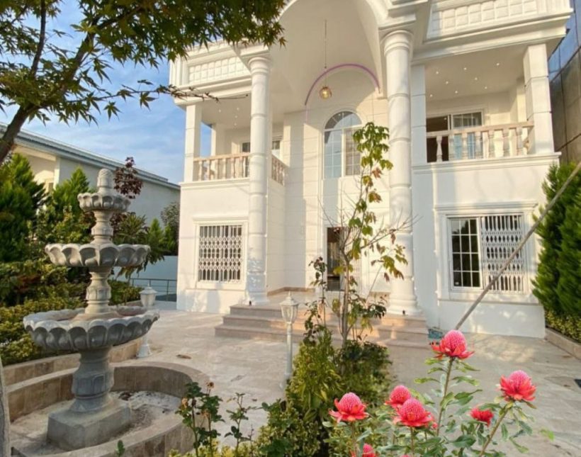خرید ویلا نما رومی 320 متر زمین سند دار شهرکی چمستان | 320 متر