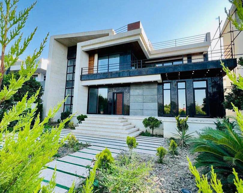 خرید ویلا تریبلکس مدرن نوساز استخر داخلی شهرکی | ۴۰۰ متر