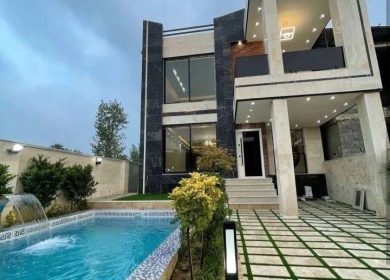 خرید ویلا ۳۰۰ متری مدرن استخر روباز شهرک تکمیل شده | ۳۰۰ متر