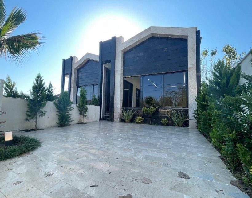 خرید ویلا ۱۶۰ متر زمین با لوکیشن عالی | ۱۶۰ متر