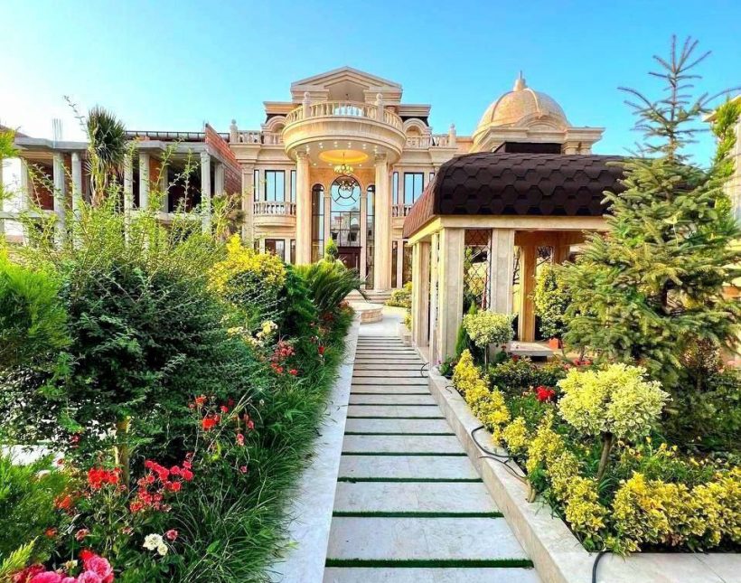 خرید ویلا کاخ با آسانسور ۷۰۰ متر زمین | ۷۰۰ متر