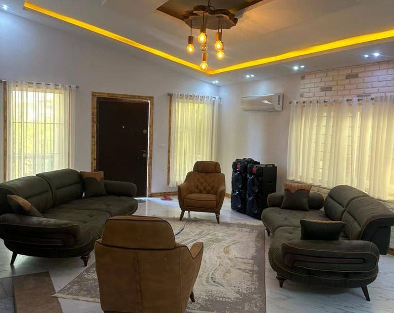 خریدویلا مبله شهرکی ۲۷۰متر زمین | ۲۷۰ متر