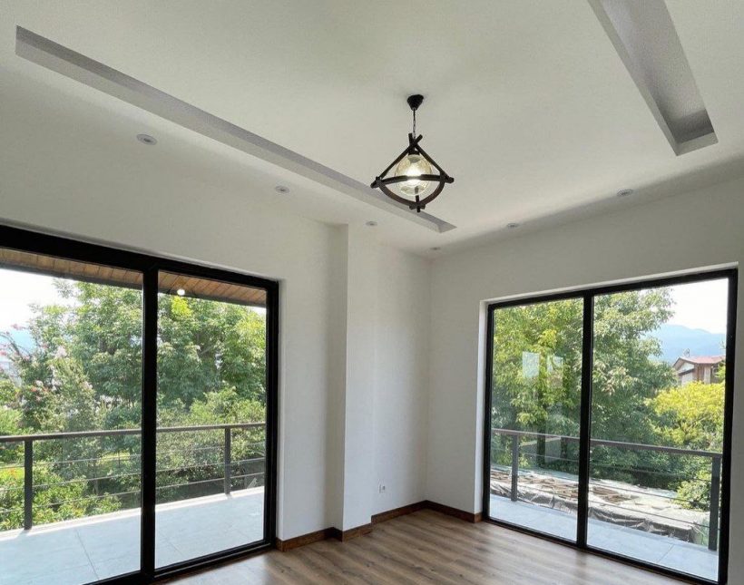 ویلا باغ استخردار 450 متری سندار داخل شهرک با اصالت | 450 متر