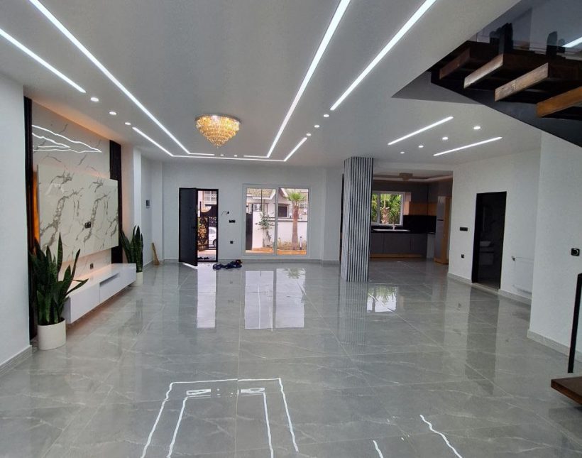 خرید ویلا با ۱۰۰ متر روف شهرکی | ۲۳۰ متر