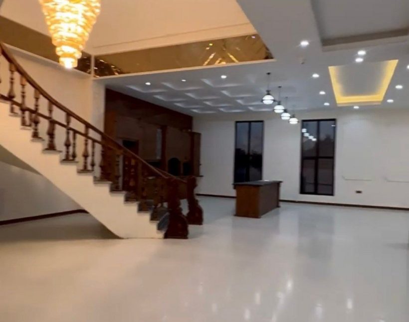 فروش عمارت مجلل زیبای شهر نور سند شش دانگ 1200 متری | 1200 متر