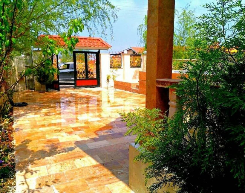 خرید ویلای زیبای نیم پیلوت نما سنگ داخل شهرک | 280 متر