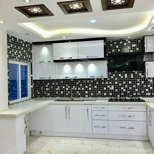 فروش کاخ ویلا سلطنتی نما سنگ سه کنتور نصب منطقه برند نور | 430 متر
