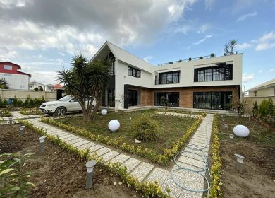 خرید ویلای مینیمال مدرن زیبای استخردار داخل شهرک | ۶۰۰ متر