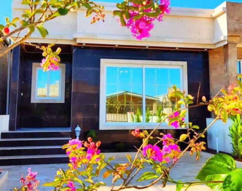 خرید ویلا با ۱۶۰ متر زمین با لوکیشن عالی | ۱۶۰ متر