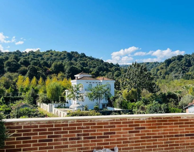 خرید ویلا عمارت دل کوه و جنگل با ۴۰۰ متر زمین | ۴۰۰ متر