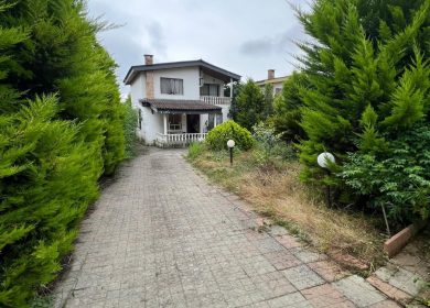 خرید ویلا باغ ۲۹۰ متر زمین با لوکیشن عالی | ۲۹۰ متر