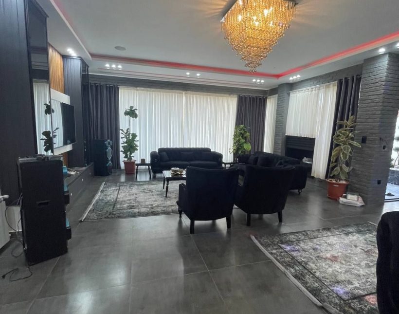 خرید ويلا شهرك چسبيده به جنگل با دسترسي عالي | 500 متر