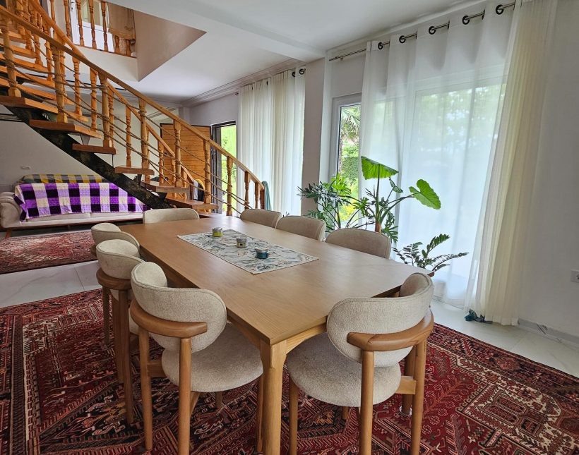 خرید باغ ویلا ۱۰۰۰ متری سند تکبرگ استخردار جنگلی | 1000 متر