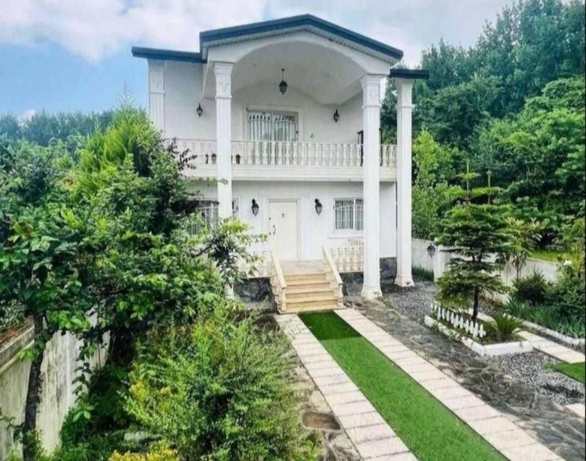 خرید ویلا باغ نما رومی مبله پلاک یک جنگل نعمت آباد | ۳۴۰ متر