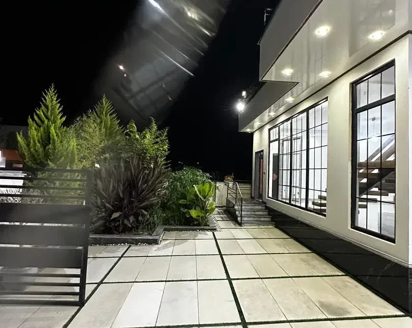 خرید ویلا نوساز با روف گاردن رویان | ۲۶۰ متر