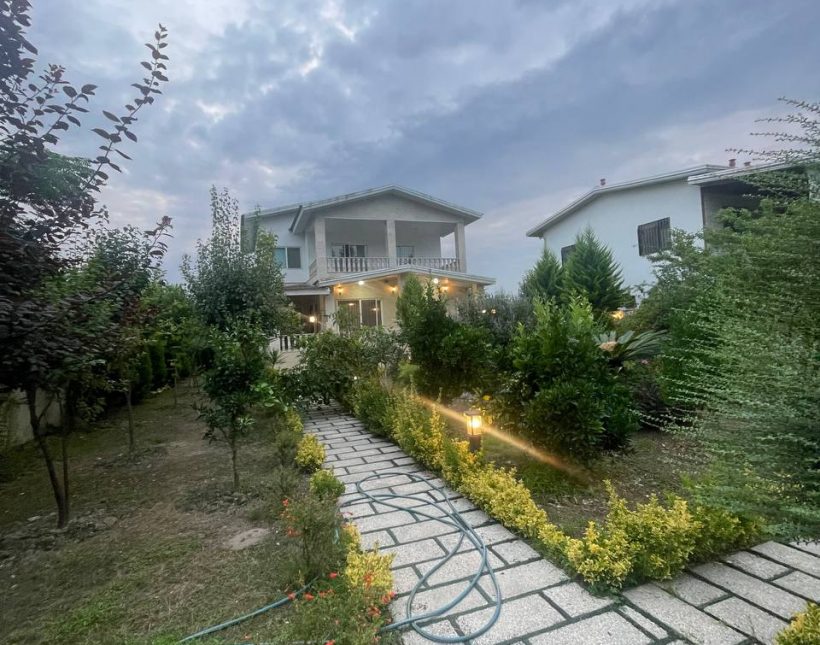 خرید ویلا باغ ۱۳۰۰متری جنگلی خوریه نور با اقساط | ۱۳۰۰ متر