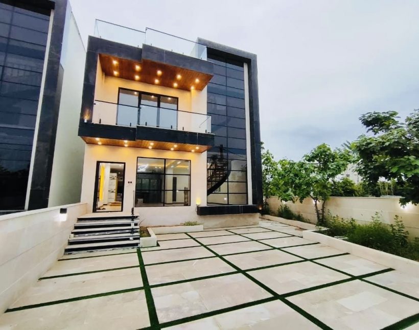 فروش ویلا ۳۰۰ متری مدرن با استخر کلوده | ۳۰۰ متر