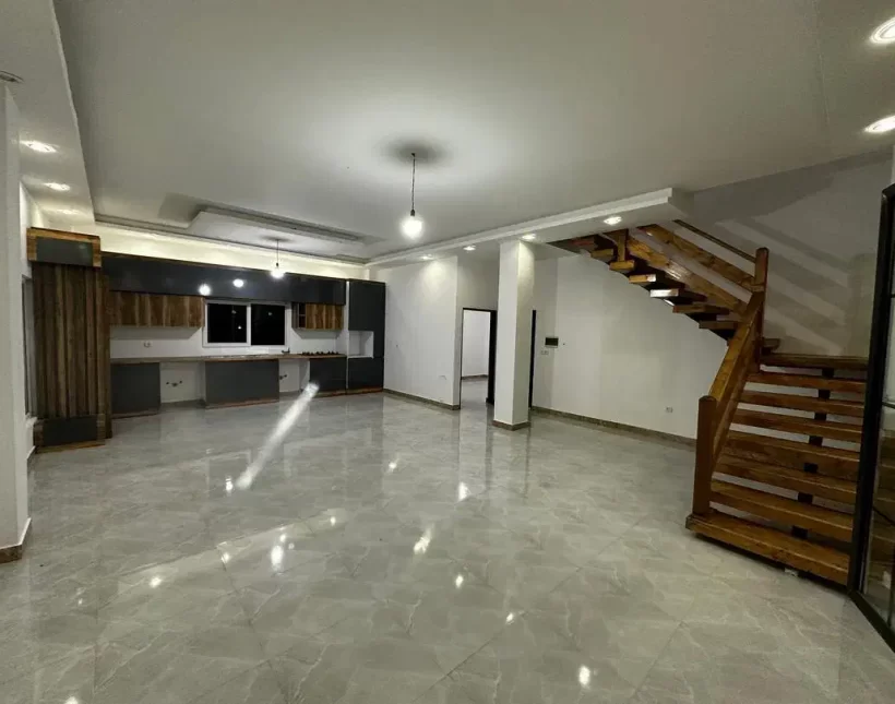 خرید ویلا نوساز با روف گاردن رویان | ۲۶۰ متر