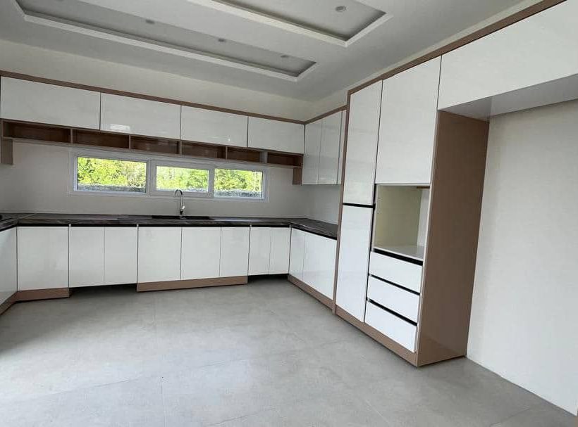 خرید ویلا رویان با سند تک برگ ششدانگ استخردار | 412 متر