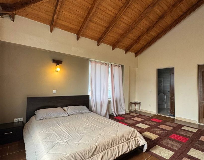 فروش ویلا باغ کلاسیک انگلیسی سبک طراحی آمریکائی | ۷۰۰ متر