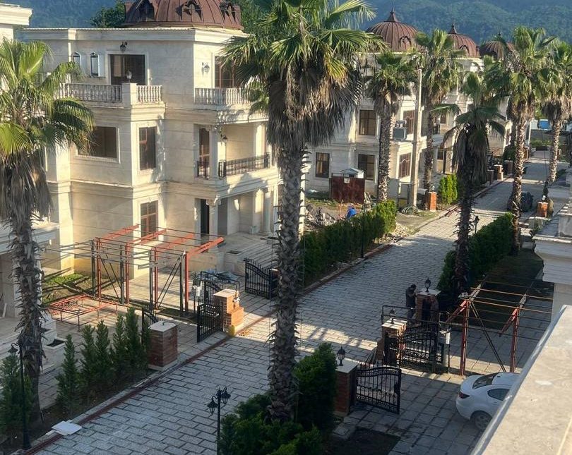 خرید عمارت ۵۰۰ متری شهرکی برند قابل تهاتر چالوس مازندران | ۵۰۰ متر