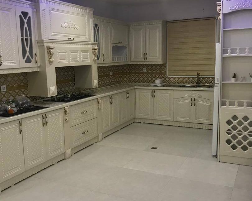 خرید ویلا دوبلکس نما رومی کلاسیک استخردار | ۳۳۰ متر