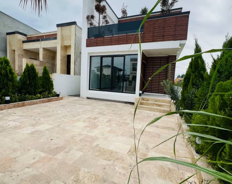 خرید ویلا دوبلکس مدرن استخر دار 300 متری خطیب کلا چمستان | 250 متر