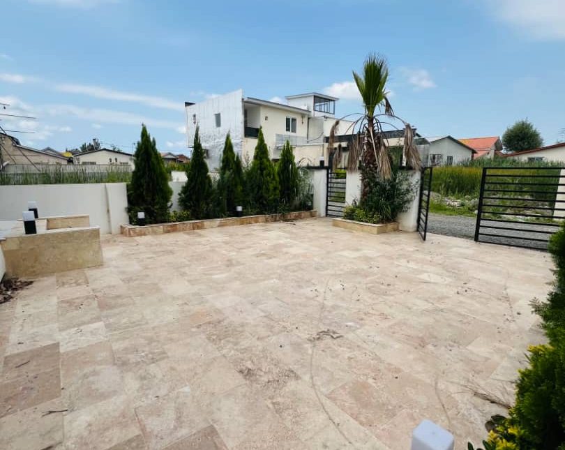 خرید ویلا دوبلکس مدرن استخر دار 300 متری خطیب کلا چمستان | 250 متر