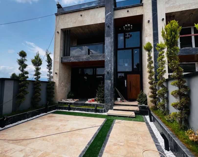 خرید ویلا دوبلکس نما مدرن با جکوزی 220 متری جاده کلوده چمستان | 220 متر