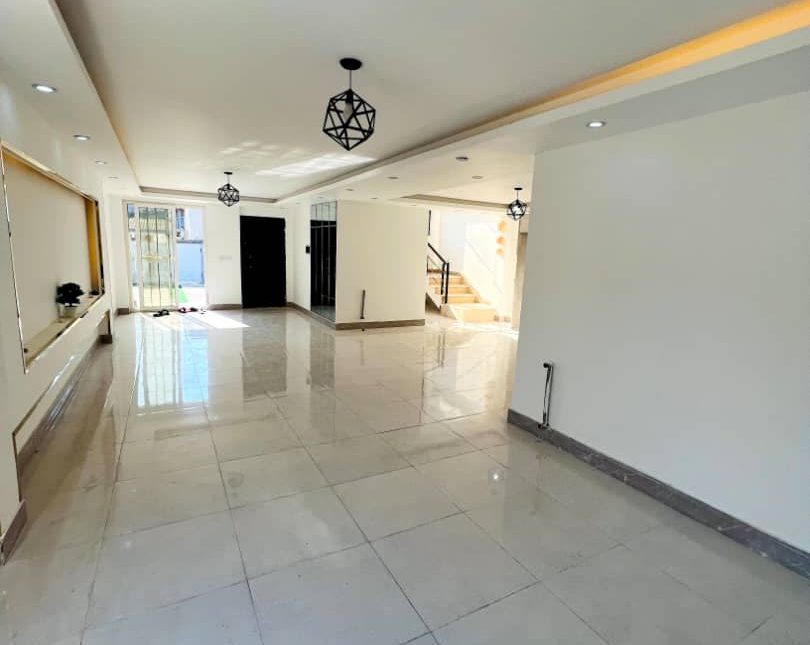 خرید ویلا دوبلکس نمامدرن استخردار 370 متری نعمت آباد چمستان | 370 متر