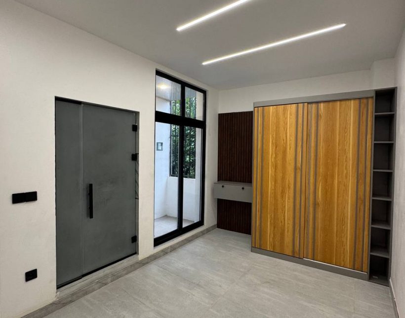 خرید ویلا نما مدرن شهرکی 3 خواب ۲۳۰ متری در آمل | 200 متر