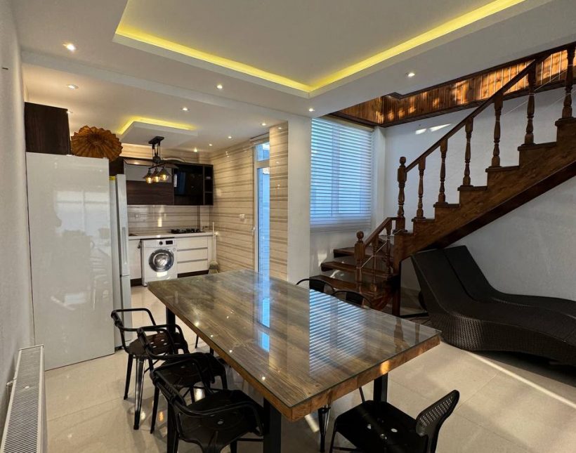 خرید ویلا استخردار فول فرنیش ۲۶۰ متری منطقه آپادانا چمستان | 260 متر