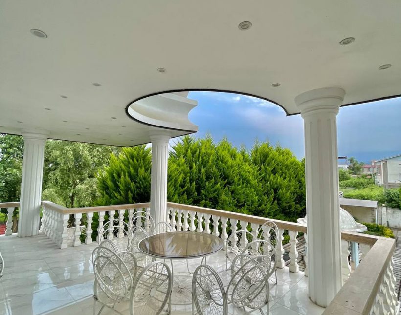 خرید ویلا باغ استخر دار مبله ۵۰۰ متری منطقه امیرآباد | ۵۰۰ متر