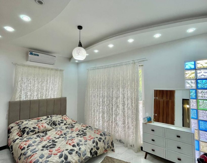 خرید ویلا باغ استخر دار مبله ۵۰۰ متری منطقه امیرآباد | ۵۰۰ متر