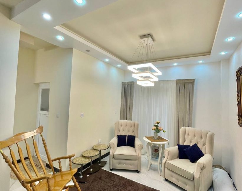 خرید ویلا باغ استخر دار مبله ۵۰۰ متری منطقه امیرآباد | ۵۰۰ متر