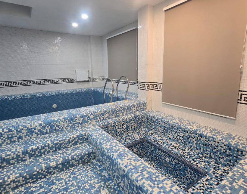 خرید ویلا ونوش سند دار با استخر و جکوزی جنگلی | 340 متر