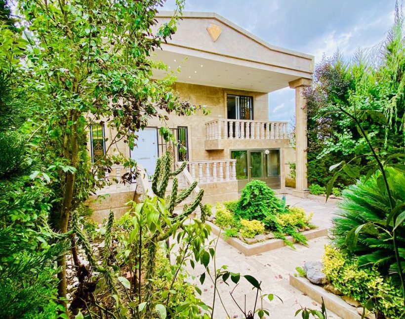 خرید ویلا باغ نما سنگ شیک و کلاسیک 260 متری | 250 متر