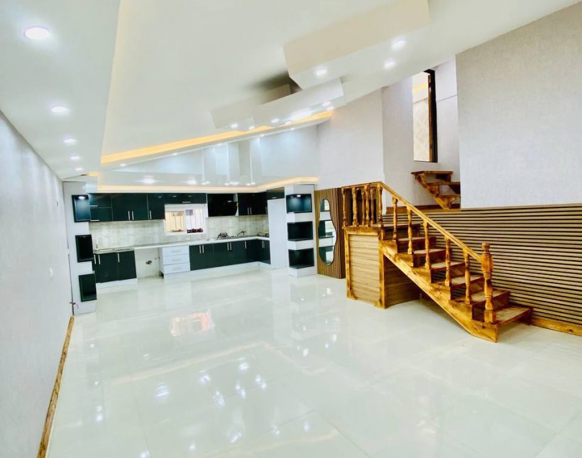 خرید ویلا باغ نما سنگ شیک و کلاسیک 260 متری | 250 متر