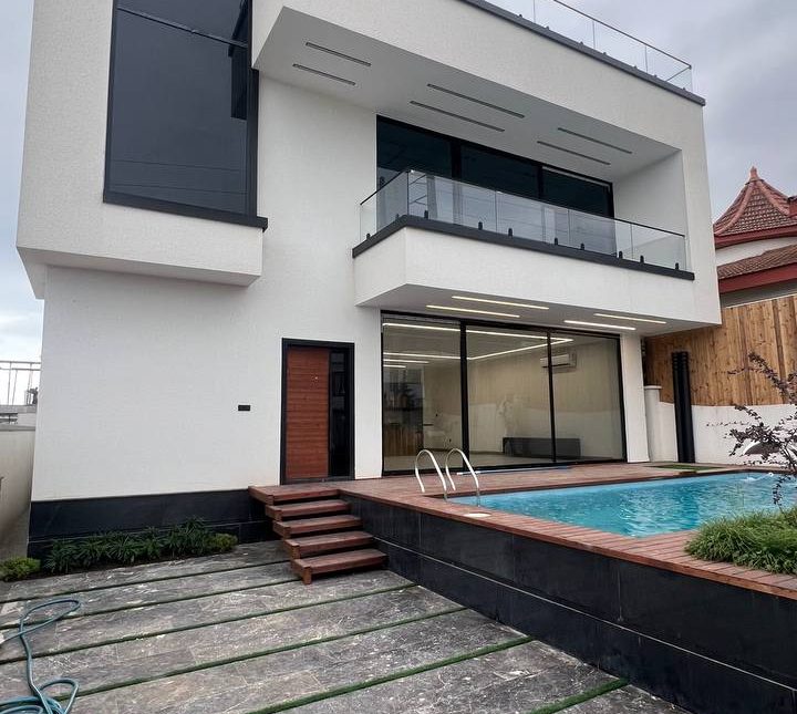 خرید ویلا هوشمند ۲۵۰ متر زمین متریال درجه یک | ۲۵۰ متر