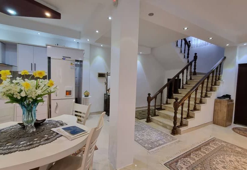 خرید ویلا مهندسی ساز ۱۷۰ متر زمین | ۱۷۰ متر