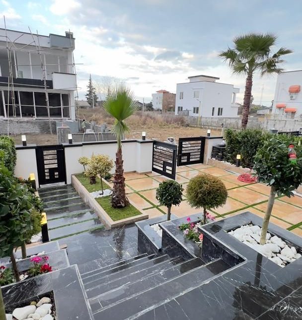 خرید ویلا ساحلی ۲۲۰ متر زمین | ۲۲۰ متر