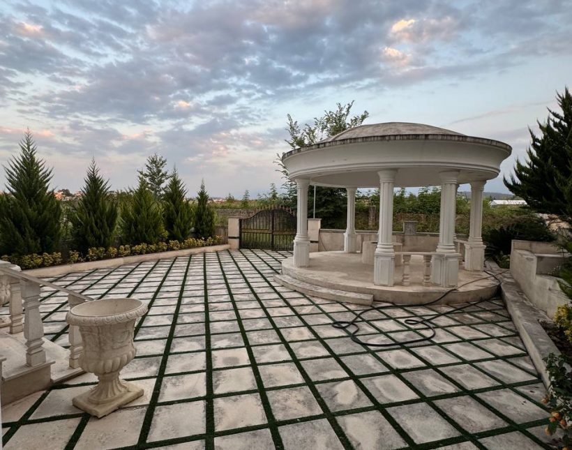 خرید ویلا ۲۷۰ متری سه خوابه سند دار بهدشت چمستان | ۲۷۰ متر