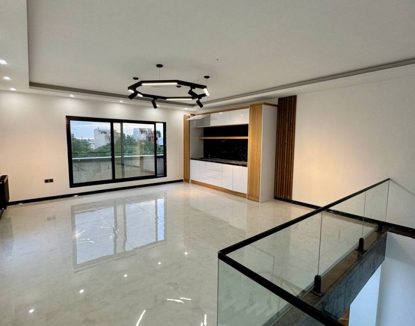 خرید ویلا سعادت‌آباد تریبلکس ۵۰۰ متری شهرک رجال نشین | ۴۰۰ متر